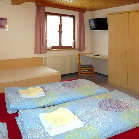 Haus Brandl 580w アパート